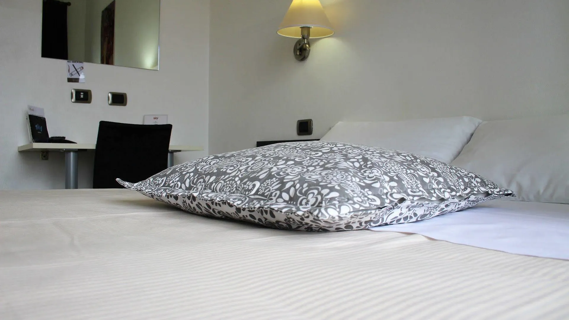 ***  Hotel La Locanda Cadrezzate Italy