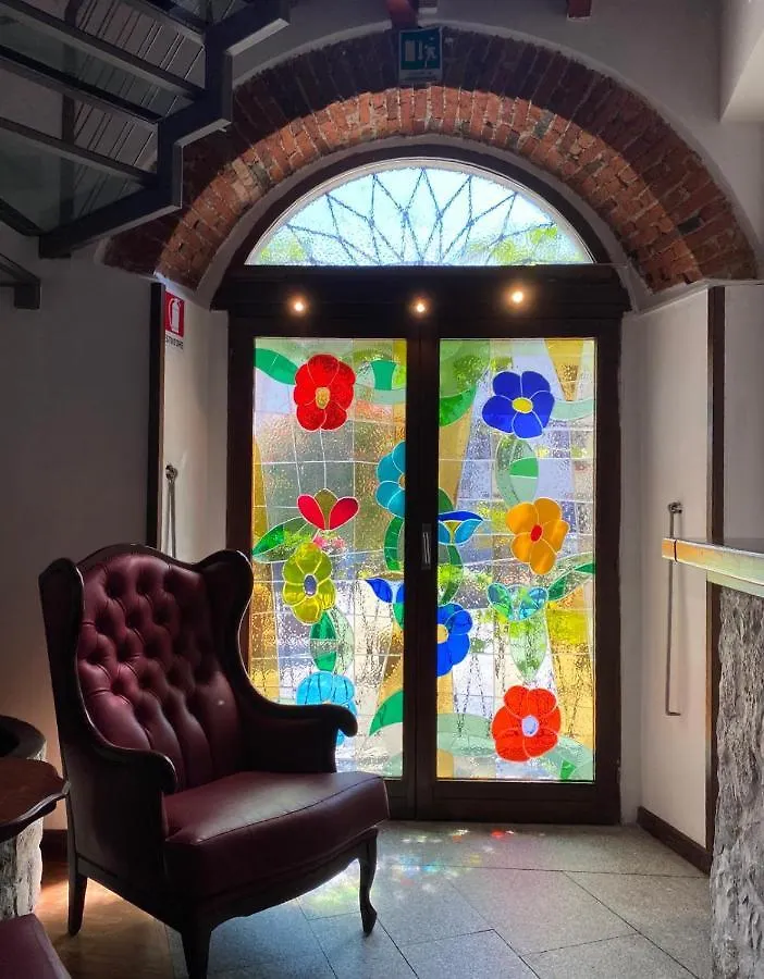 Hotel La Locanda Cadrezzate